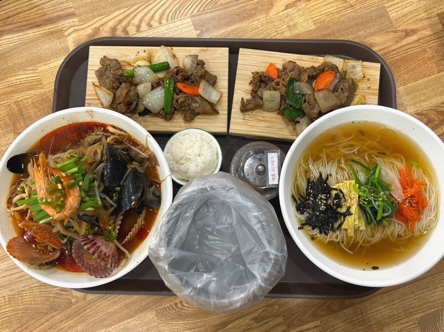 청정잔치국수 이미지
