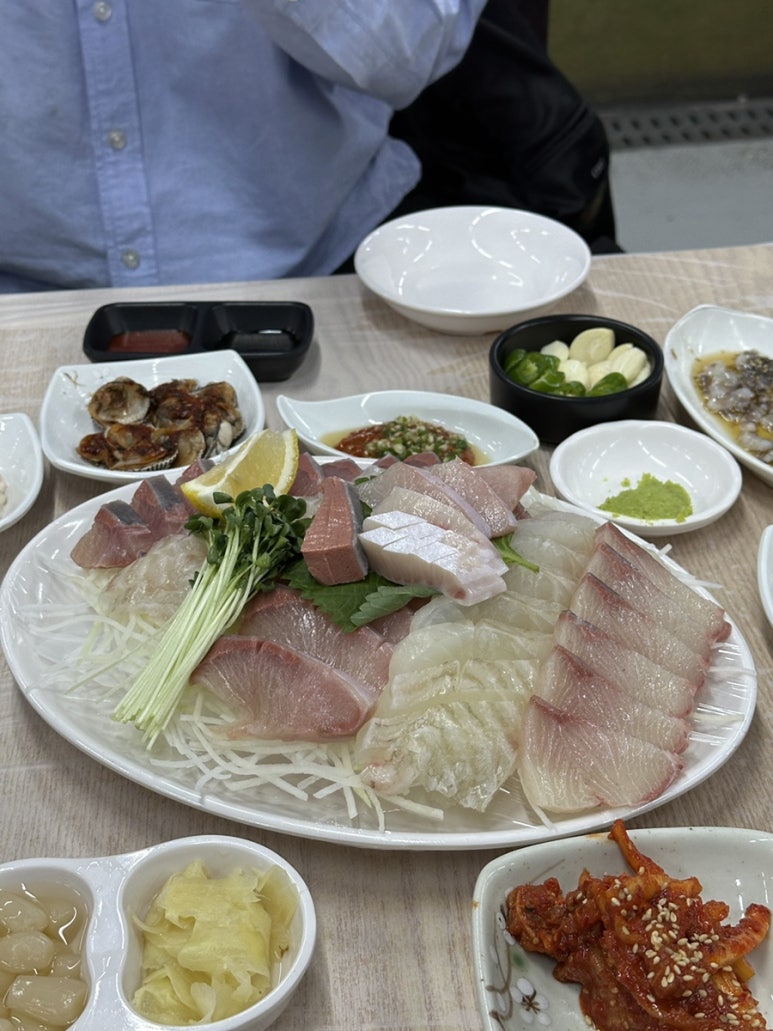 백운횟집 이미지