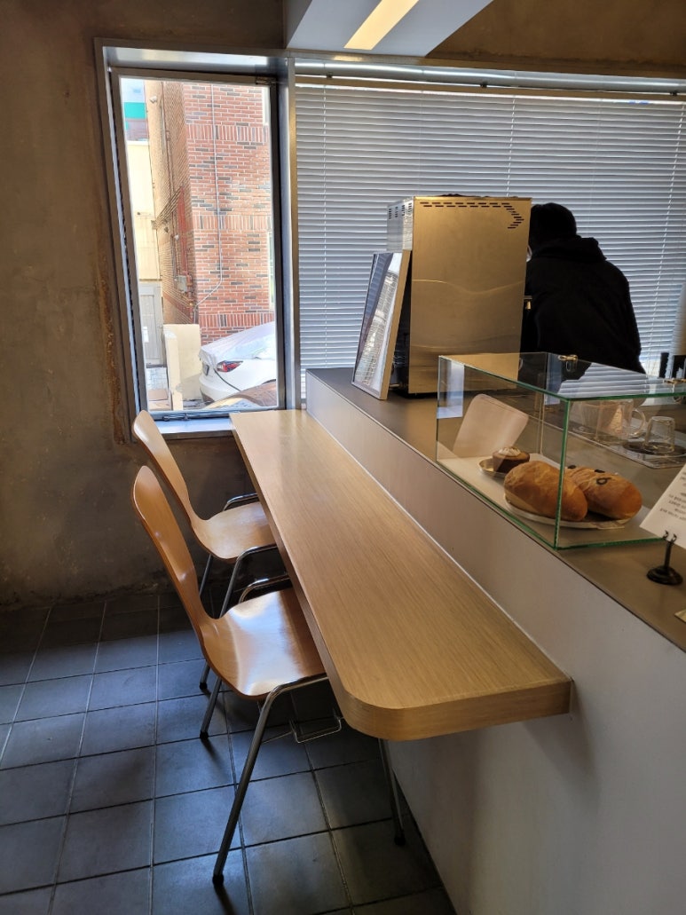 세모커피 이미지