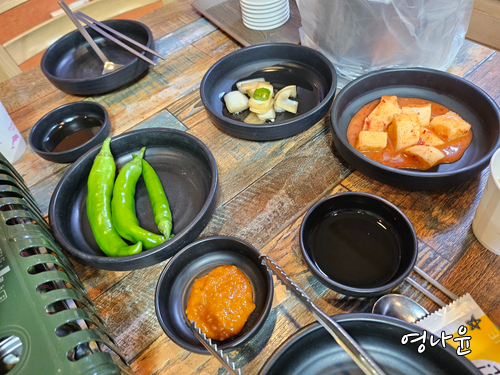 천천만만 감자탕 이미지
