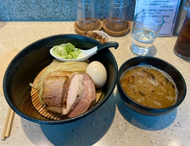 윤멘 이미지