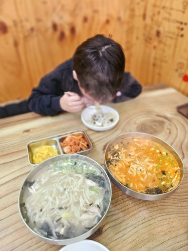 예가네닭칼국수 이미지