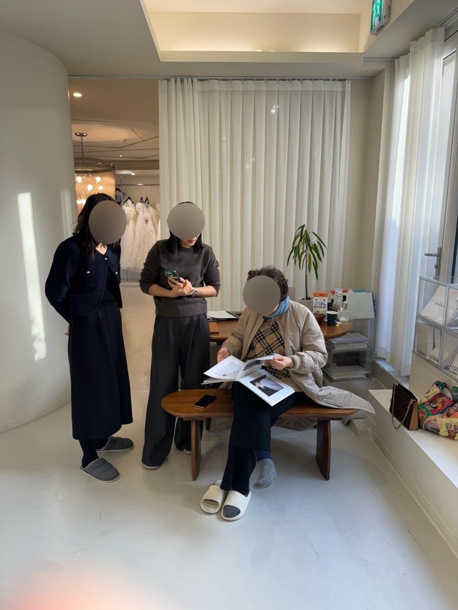 광주 아르하 웨딩드레스 피팅 후기: 합리적 가격의 유니크한 실크 드레스 — 사진 2