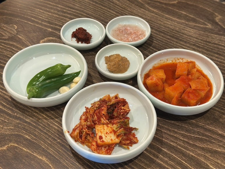 극동돼지국밥 광안점 이미지