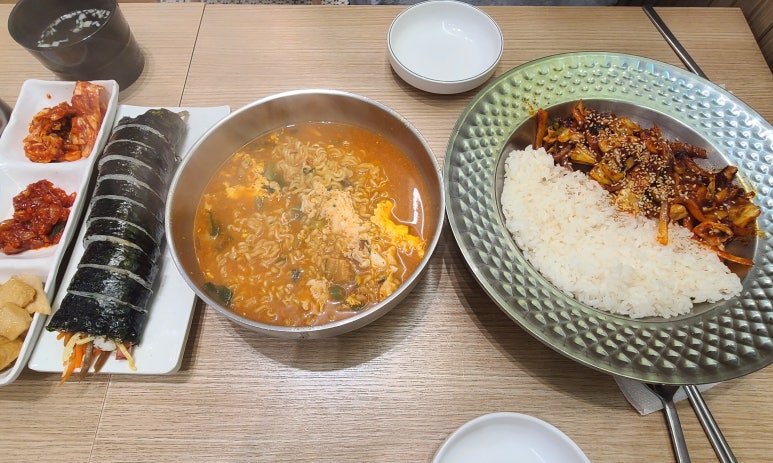 분식먹는날 이미지