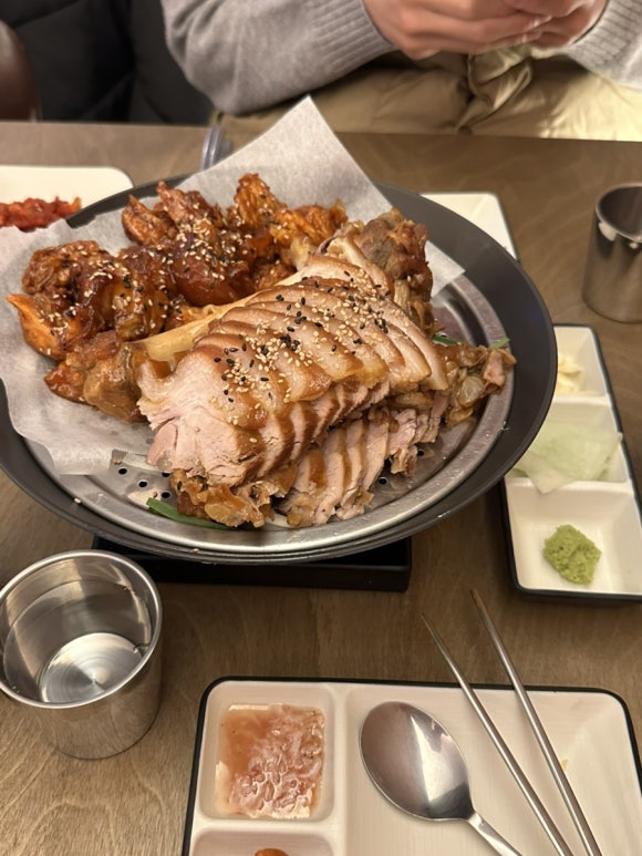심도족발 이미지