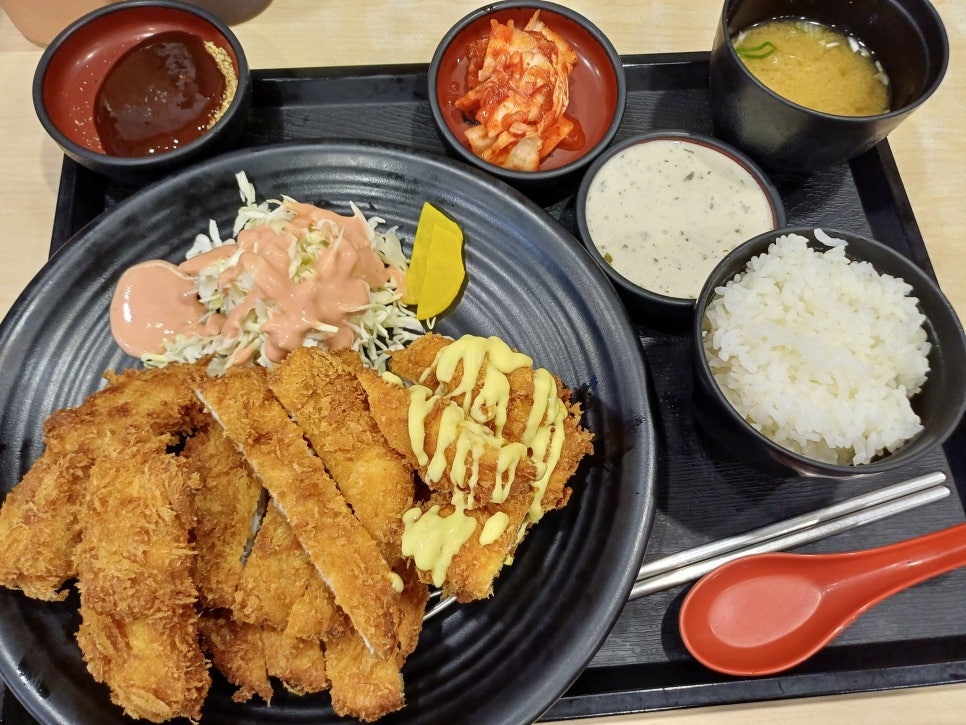 본찌돈까스 이미지