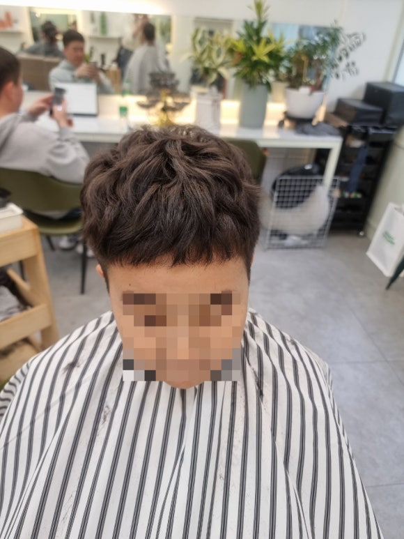 이끌린헤어살롱 이미지