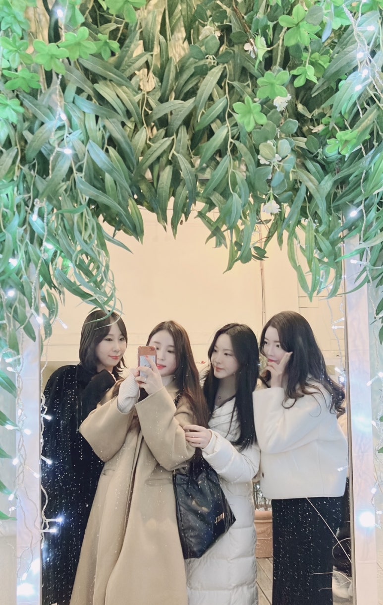떠아네 이미지