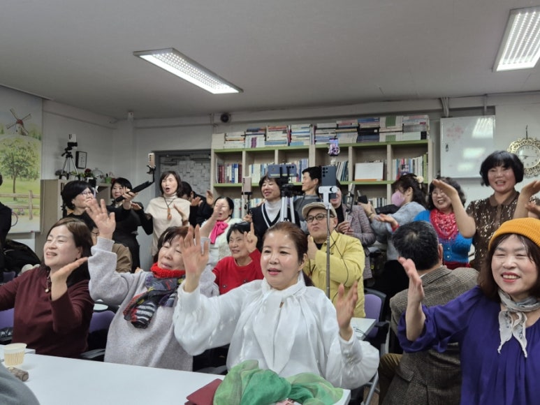 봉숭아학당문화혁신학교 이미지