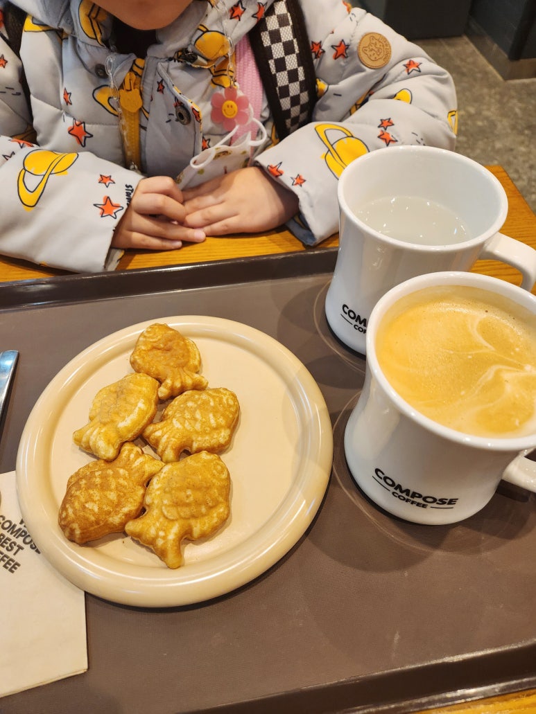 컴포즈커피전주 이미지