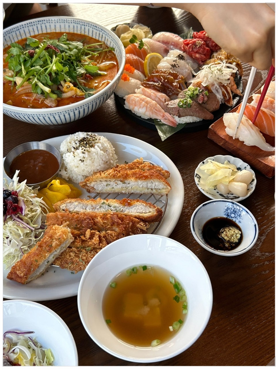 스시미즈기와우정 이미지