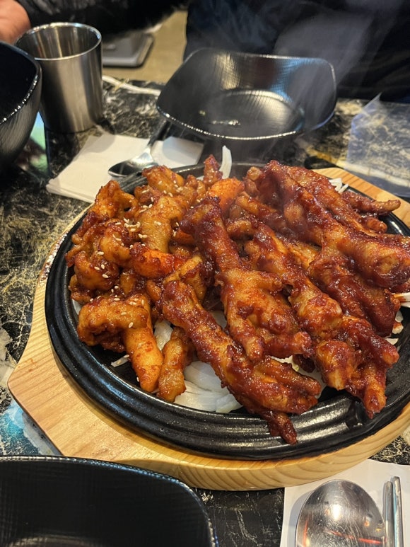 땡기네얼큰이닭발 이미지