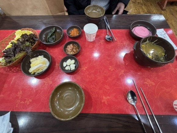 항아리보쌈돌돌이김치 이미지