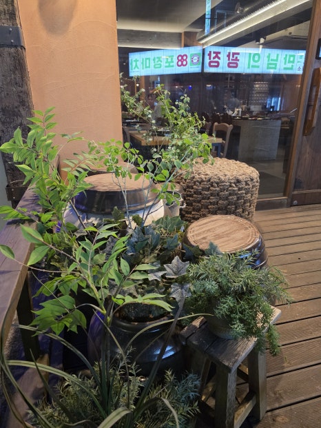 향토 무쇠솥뚜껑구이 이미지