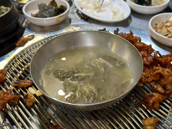 춤추는불닭발 이미지