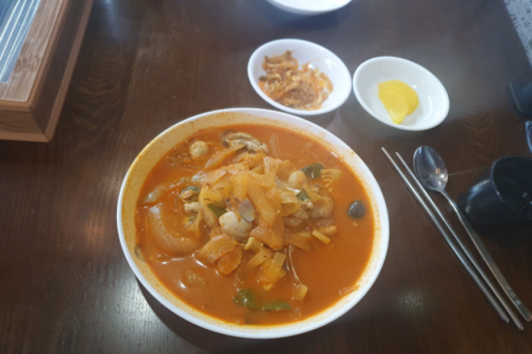 더차이 공덕재화스퀘어점 이미지