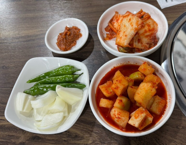 소문난뼈다귀해장국 이미지