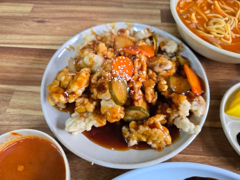 용천홍 이미지