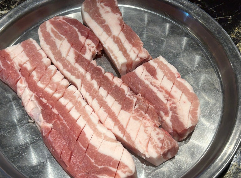 까치내볏짚삼겹살 이미지