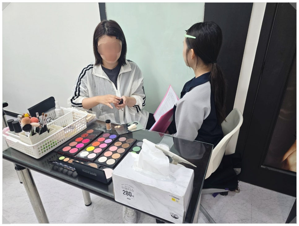 아뜰리에미용학원 이미지