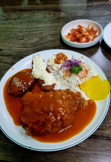 피노키오수제돈까스전문점 이미지
