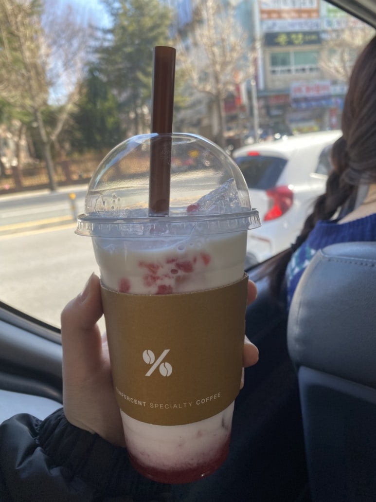 텐퍼센트커피창원덕산베스트텔점 이미지