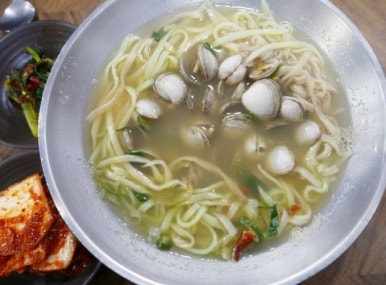 칼국수먹는날 이미지