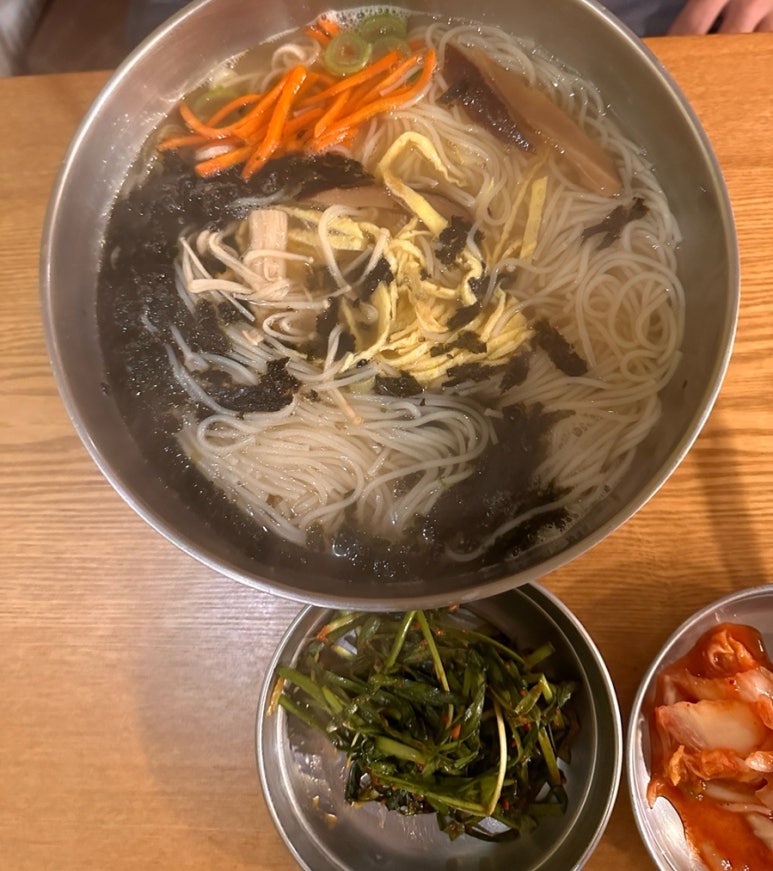 모모국수 이미지