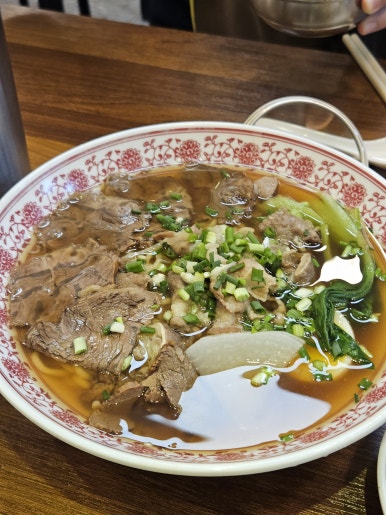 엄지우육면관 이미지