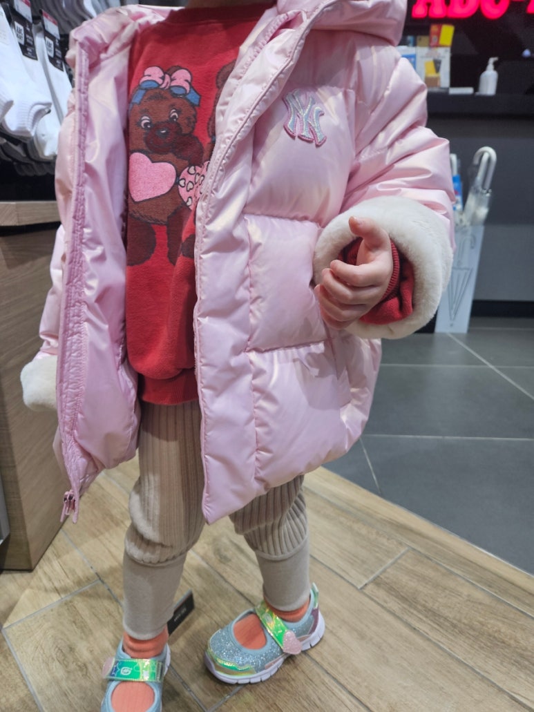 쪼물딱 꼼지락 이미지