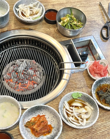 풍천장어와부산꼼장어 이미지