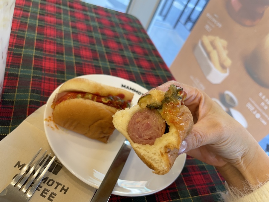 매머드익스프레스 신촌더피플점 사진 8