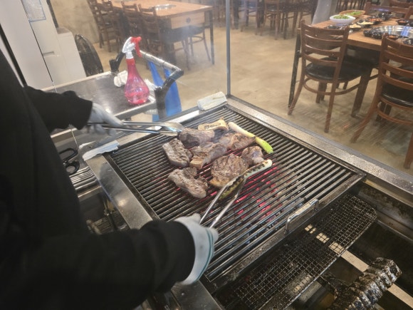 덕수아이흑돼지 이미지