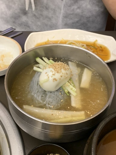 뚱삼집 이미지