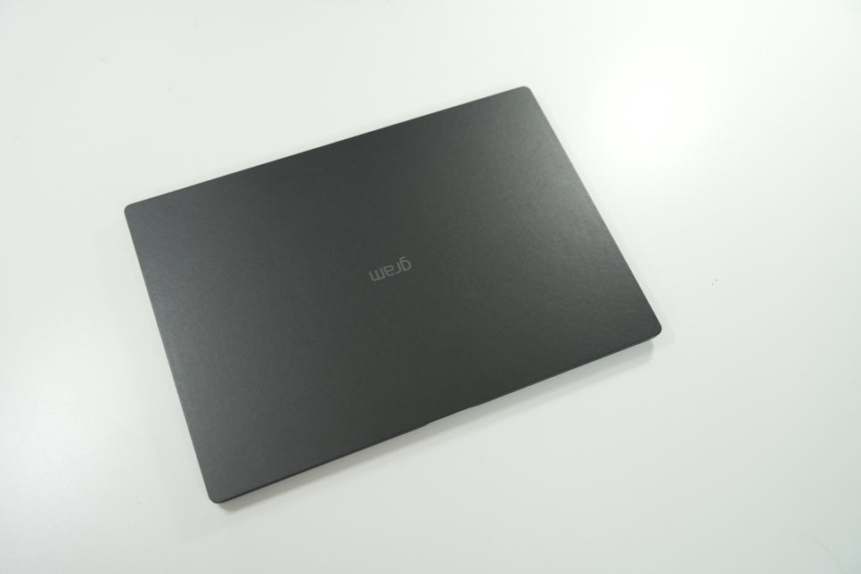 LG 그램 Pro 17형 애로우레이크 17Z90TP 리뷰 – 대학생 및 직장인 업무용 가벼운 노트북으로 추천 이미지 4