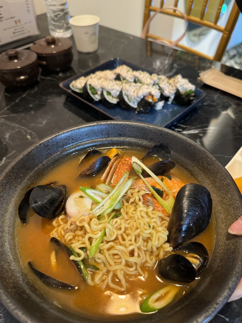 우리스시 이미지