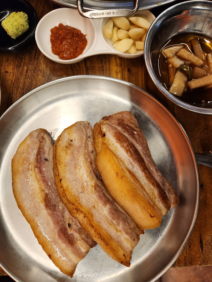 맛좋은 고기마을 이미지