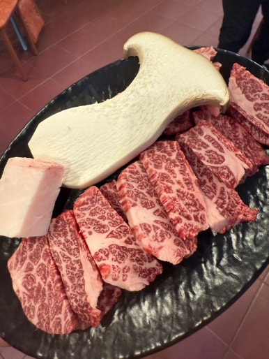 꾸석지돌판한우 이미지