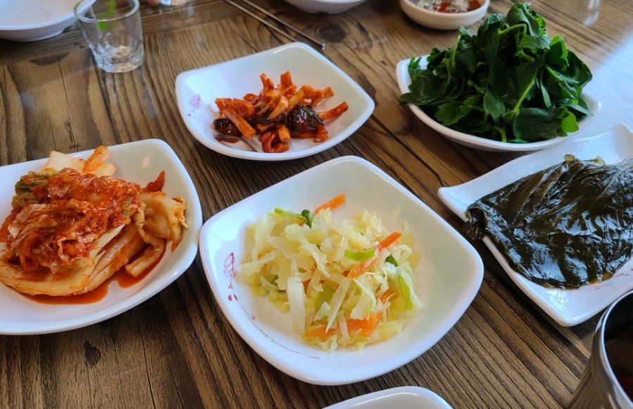 옛골흑염소 이미지