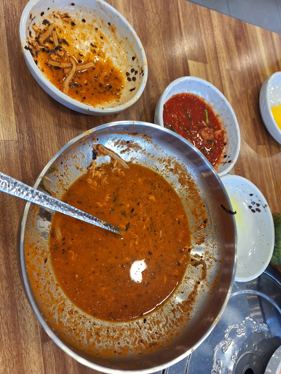 명호공주얼큰이칼국수 이미지