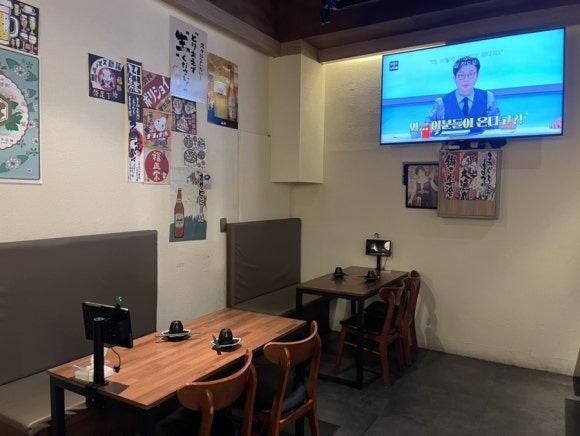 문월:달에 빠진 문어 이미지