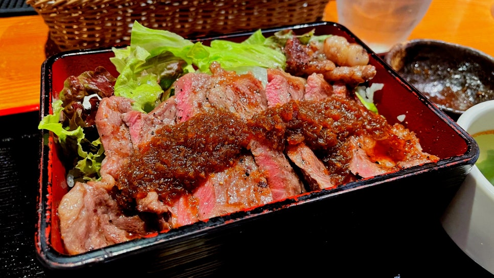 다이닝(DINING) 이미지