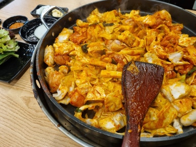 오늘도닭갈비영통경희대점 이미지