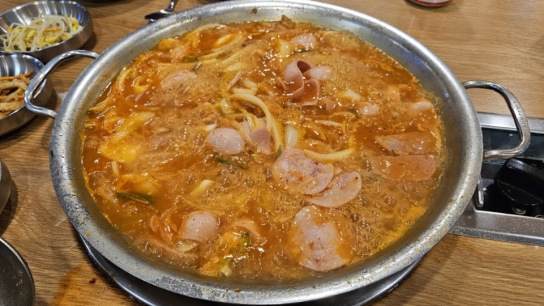 아찌부대찌개 이미지