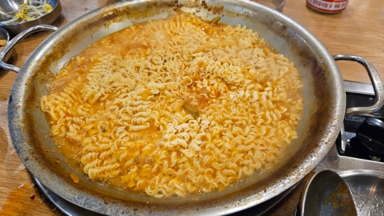 아찌부대찌개 이미지