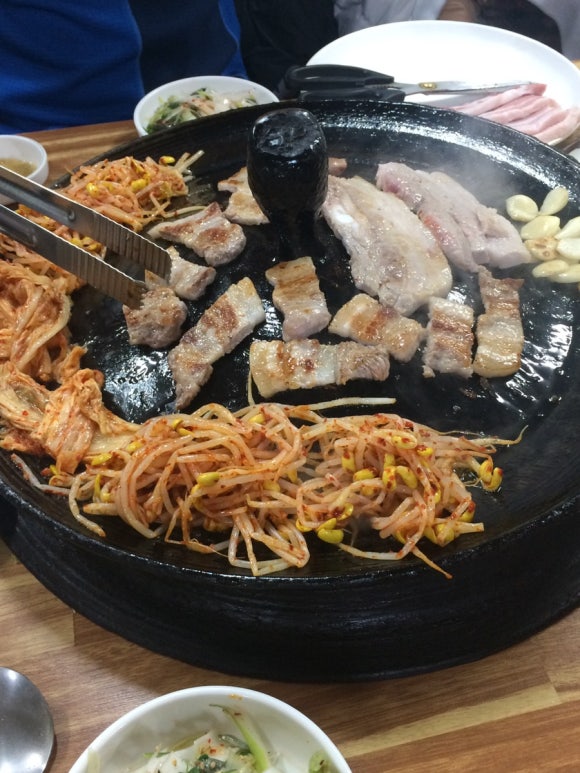 무실왕솥뚜껑삼겹살 이미지