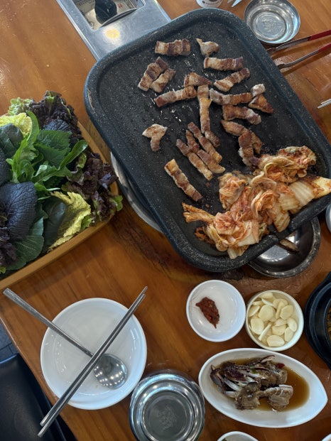 동아솥뚜껑삼겹살 이미지