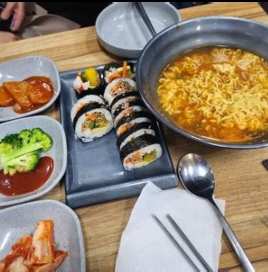리김밥 광화문 D타워점 이미지