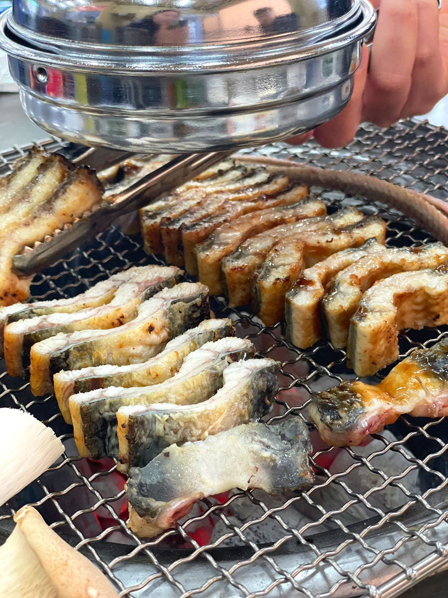 평화숯불민물장어구이 이미지